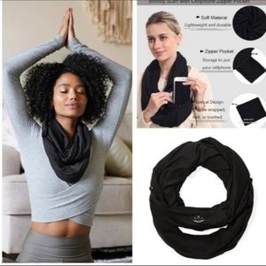 Pocket Infinity Scarf